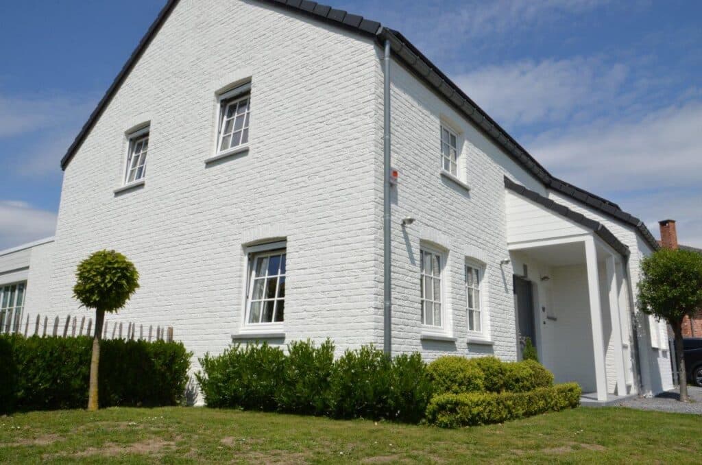 Une des façades d'une nouvelle maison
